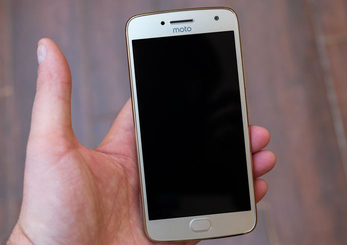 لينوفو تكشف عن هاتفي Moto G5 و G5 Plus في مؤتمر MWC بتصميم معدني وسعر جيد
